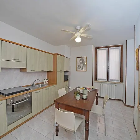 Apartament Casa Annalisa Salò
